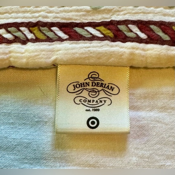 John Derian Quilted Mum Throw Blanket - Picture 4 of 7